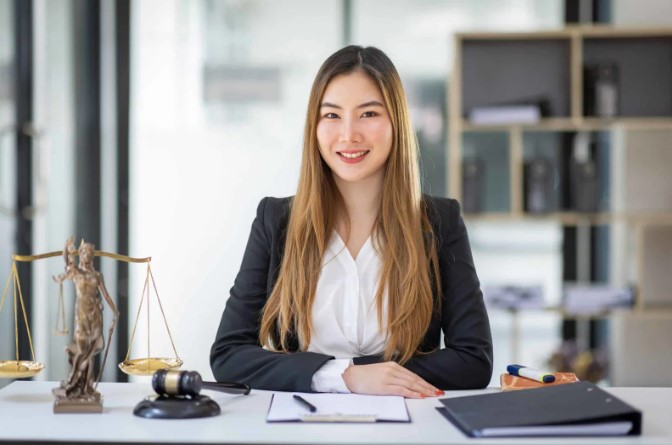 Lawyer